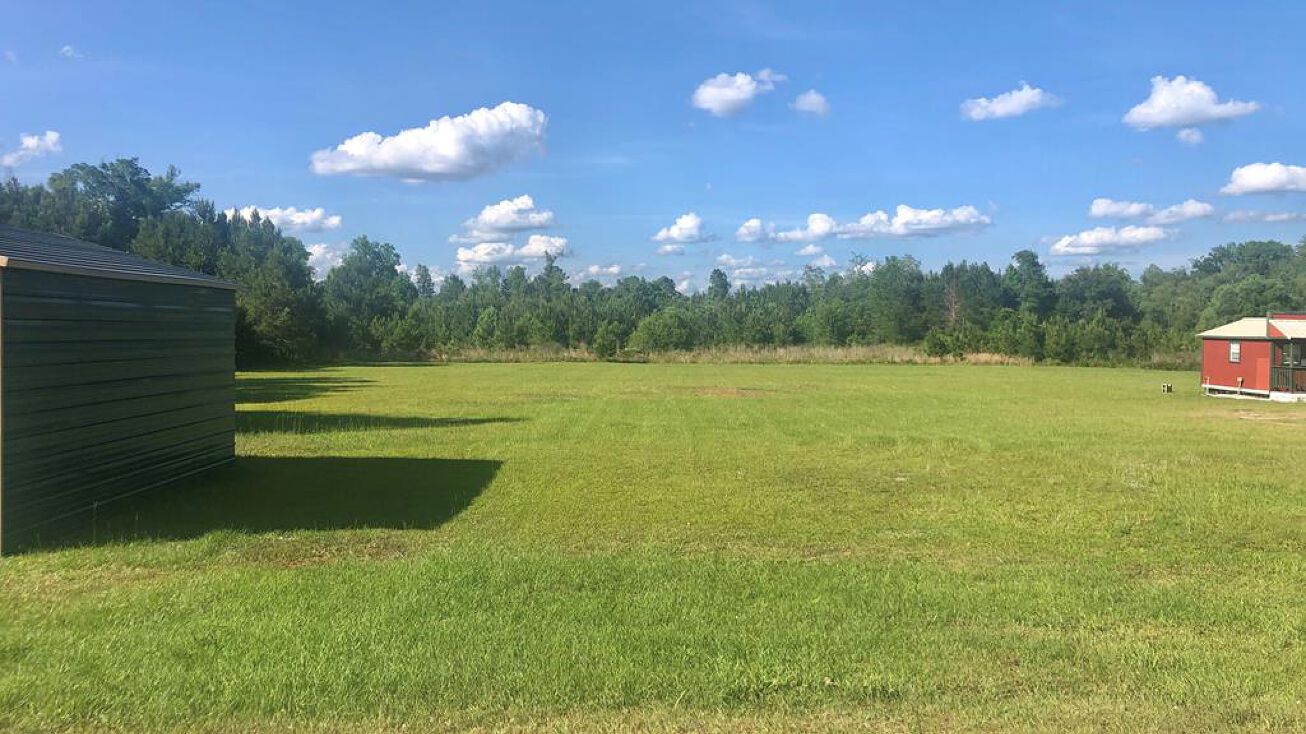 3133 Golden Isles Hwy, Lumber City, GA 31549