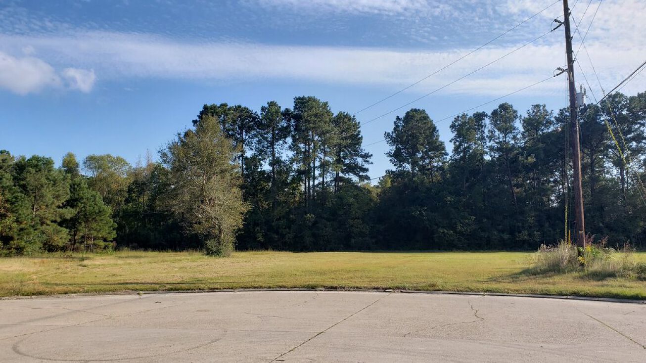 Robin Hood Dr, Hammond, LA 70403