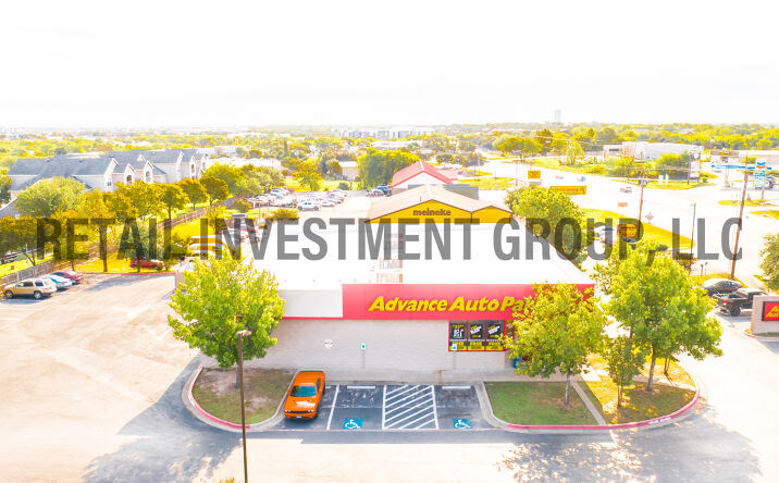 Pictures of Retail property located at 2400 W Pecan St, Pflugerville, TX 78660 for comps - image #1
