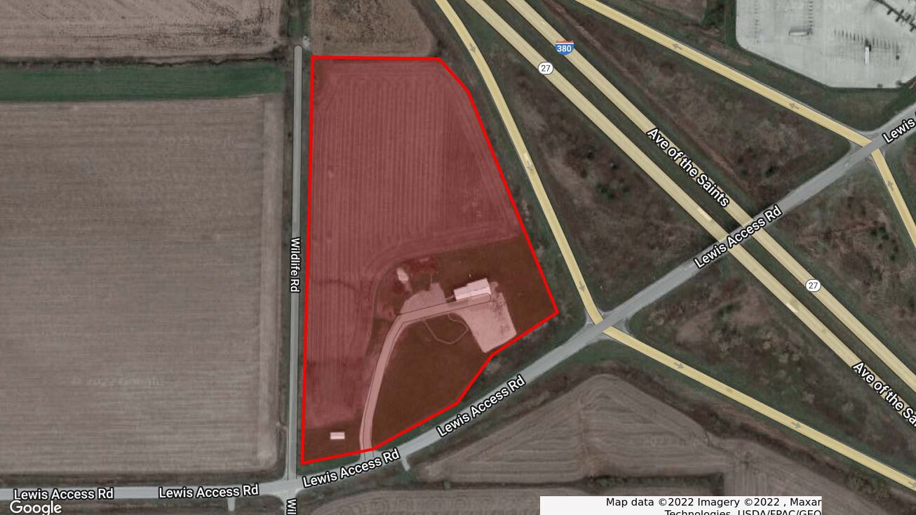 4299 Lewis Access Rd, Center Point, IA 52213