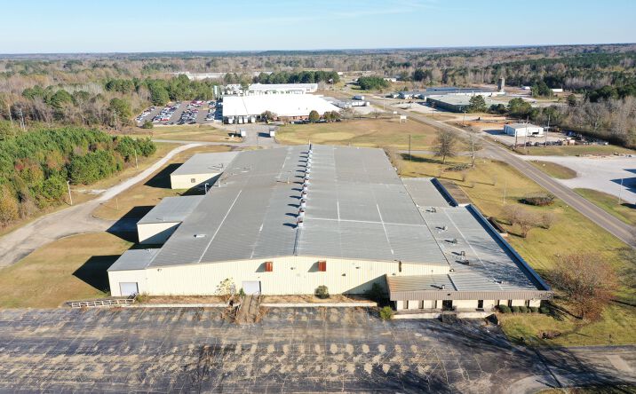 Pictures of Industrial property located at 200 E Parker Dr, Booneville, MS 38829 for comps - image #1