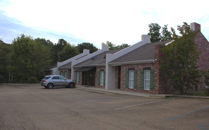 Office Space Buildings Property For Sale In Ridgeland Ms Crexi Com