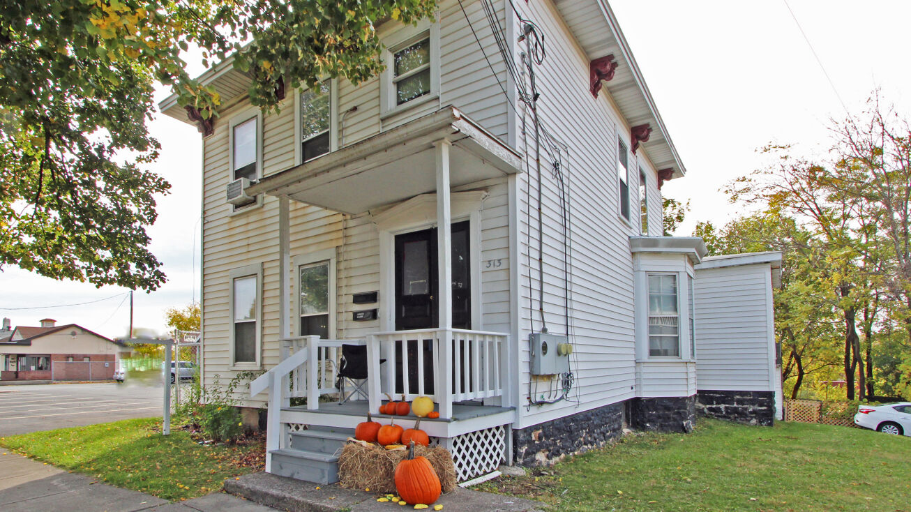 313 W Manlius St, East Syracuse, NY 13057 Multifamily Property for Sale