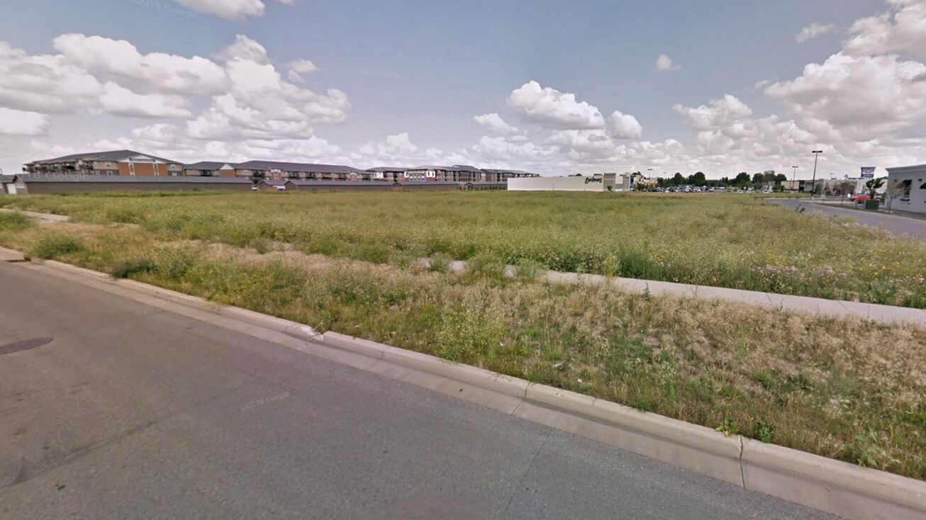 35th Ave SW, Minot, ND 58701