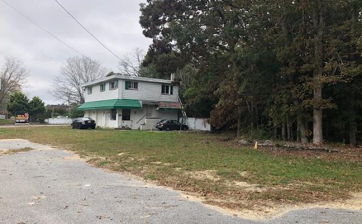 Pictures of Land property located at 1711 New Rd, Linwood, NJ 08221 for sales - image #1