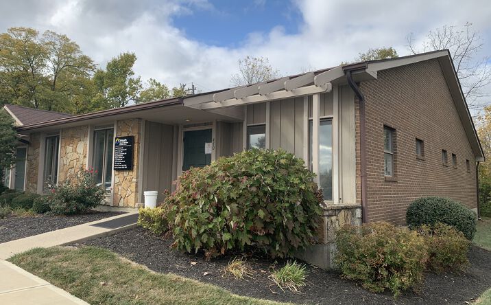 Pictures of Office property located at 440 Ray Norrish Dr, Cincinnati, OH 45246 for comps - image #1