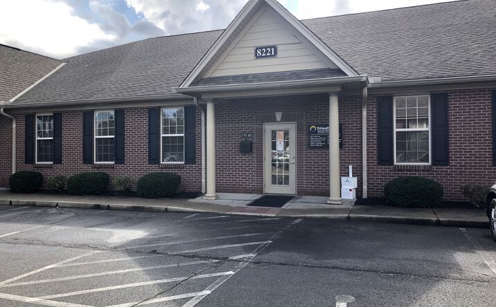 Pictures of Office property located at 8221 Cornell Rd, Cincinnati, OH 45249 for comps - image #1