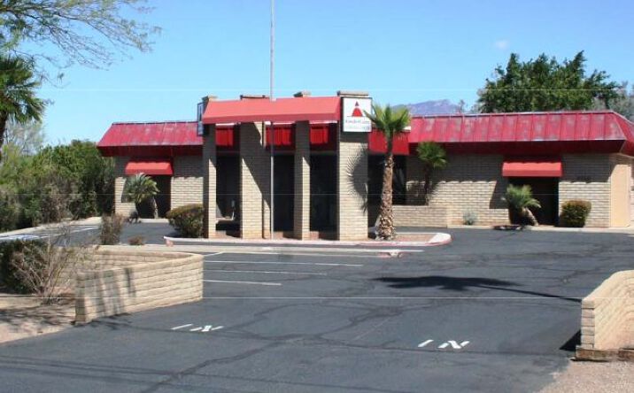 Pictures of Retail, Special Purpose property located at 8055 E. 22nd Street, Tucson, AZ 85710 for comps - image #1