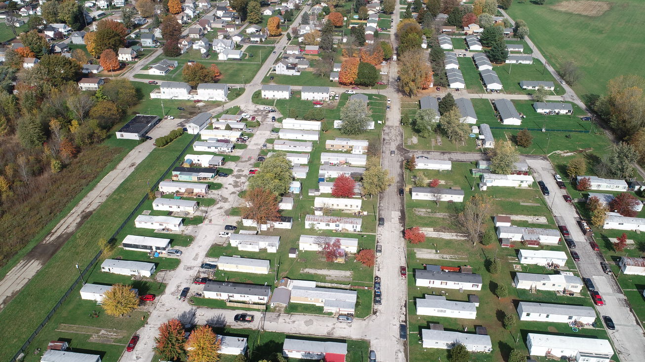 25 Waterford Glen, Bucyrus, OH 44820