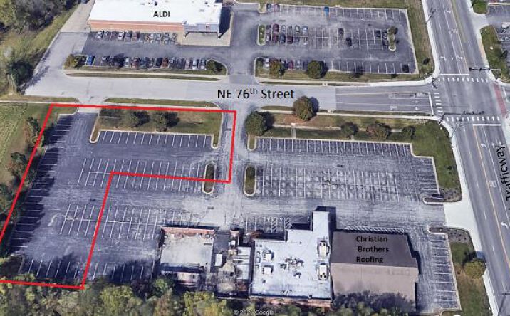 Pictures of Land property located at 7514 N Oak Trafficway, Gladstone, MO 64118 for sales - image #1