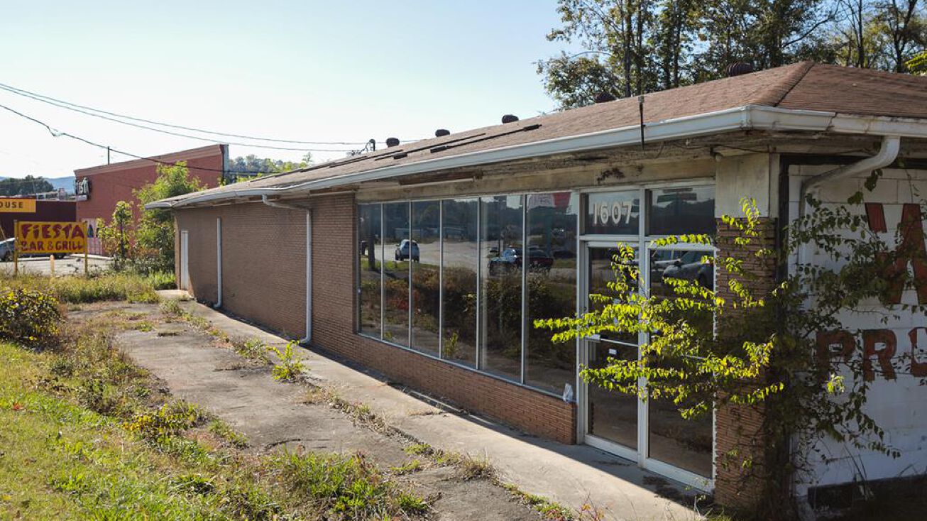 1607 Cleveland Hwy, Dalton, GA 30721