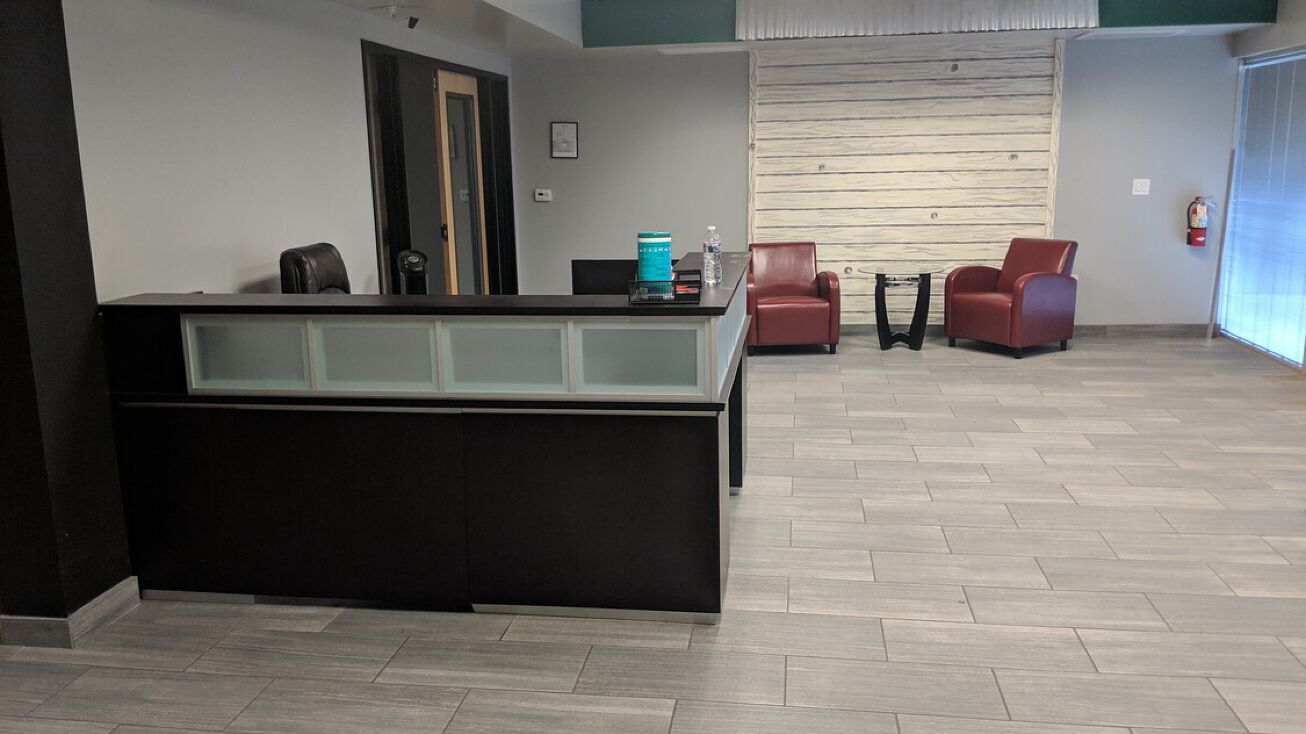 7615 N 75th Ave unit 108 & 109, Glendale, AZ 85303