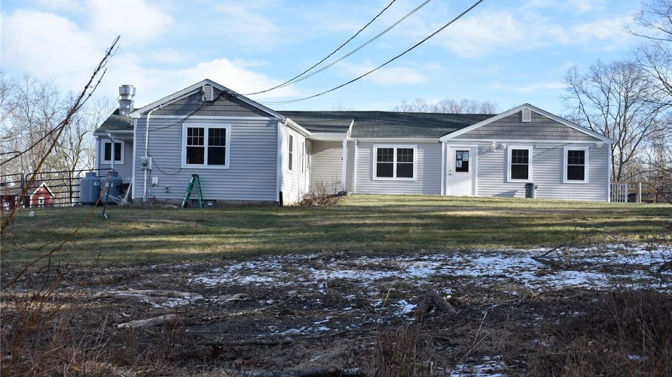 200 Litchfield Turnpike, Bethany, CT 06524