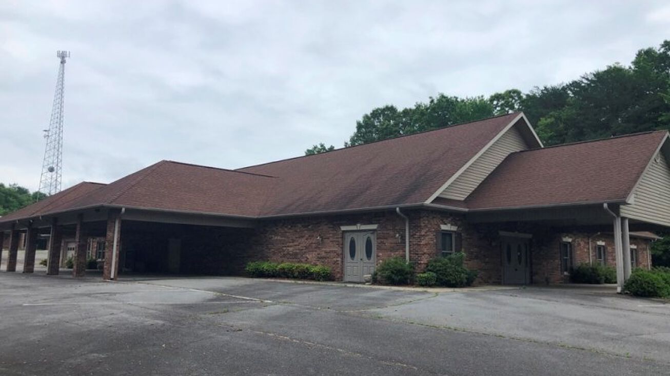 615 E 52 Bypass, Pilot Mountain, NC 27041 Retail Property for Sale