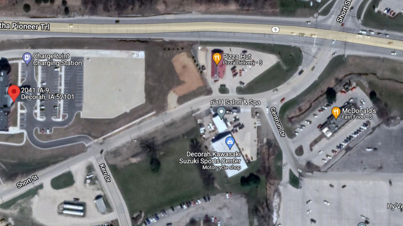 2041 IA9, Decorah, IA 52101