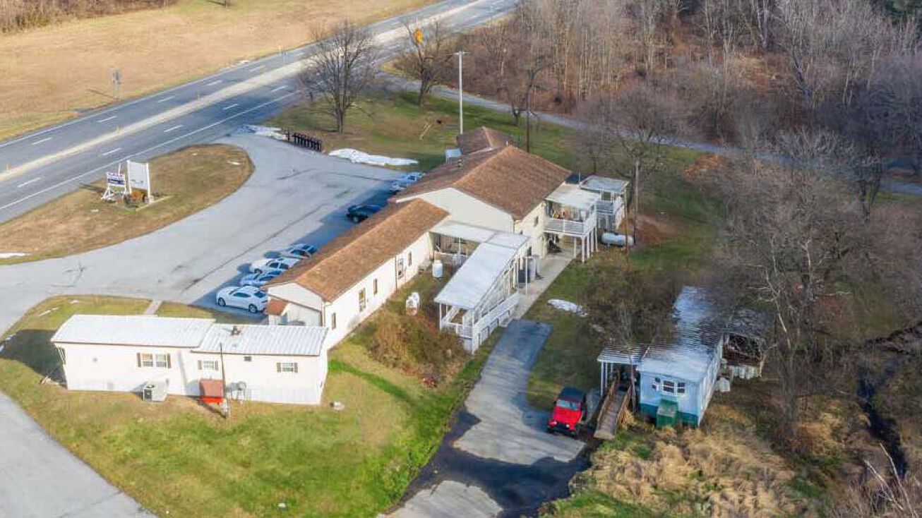 9969 Allentown Blvd, Grantville, PA 17028