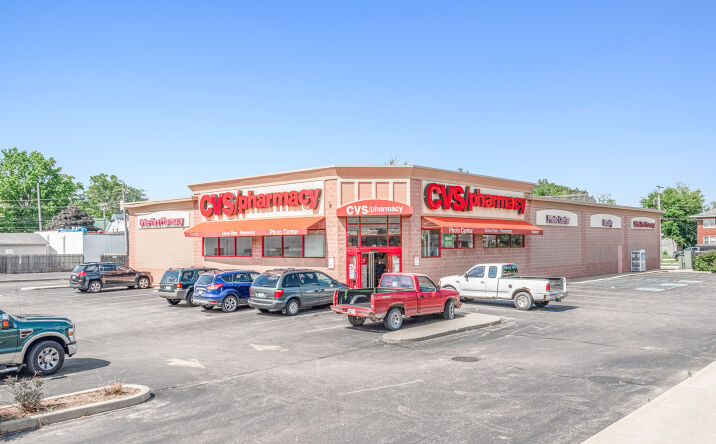 Pictures of Retail property located at 107 N Cullen St, Rensselaer, IN 47978 for comps - image #1