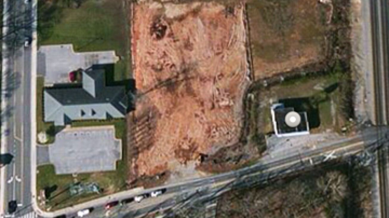 2123 Hamill Rd, Chattanooga, TN 37343