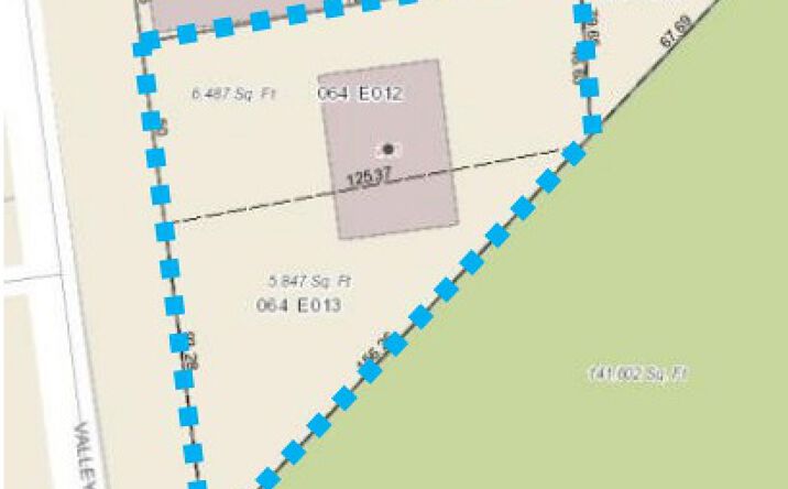 Pictures of Retail property located at 211 Valley St, Portland, ME 04102 for comps - image #1