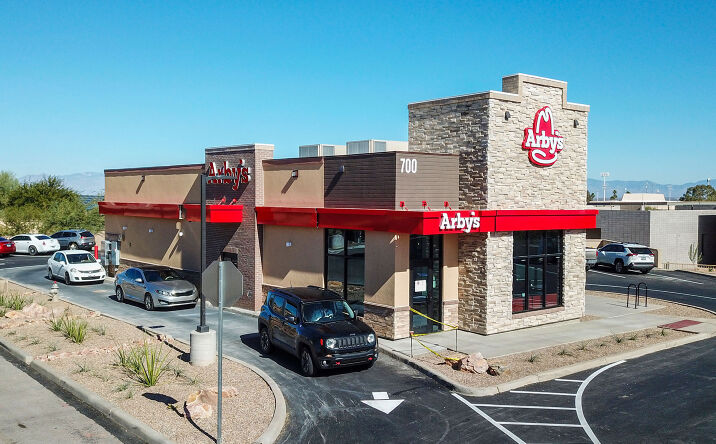 Pictures of Retail property located at 700 W Sahuarita Rd, Sahuarita, AZ 85629 for comps - image #1