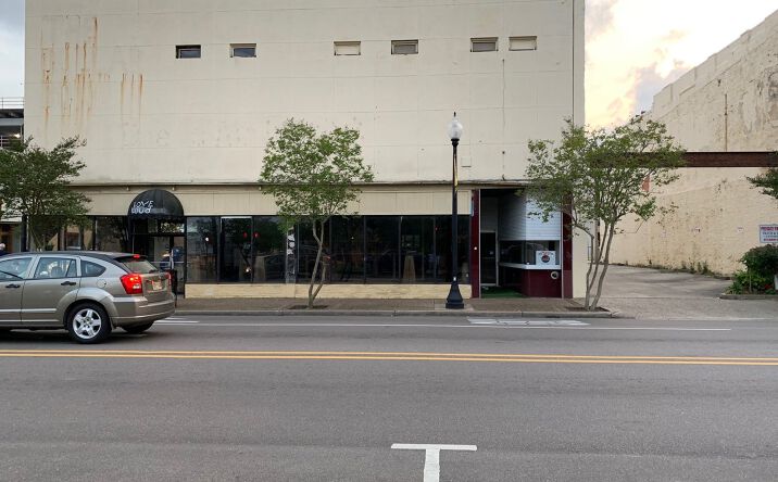Pictures of Retail, Mixed Use property located at 600 Main Street, Hattiesburg, MS 39401, 606 Main Street, Hattiesburg, MS 39401 for sales - image #1