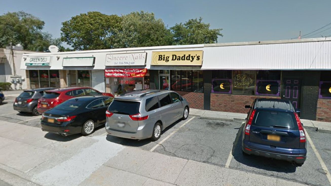 1 Park Ln, Massapequa, NY 11758 Retail Property for Sale SHOPPING