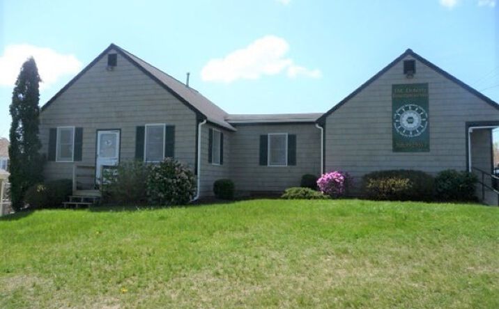 Pictures of Office property located at 306 Mt Pleasant St, New Bedford, MA 02746 for comps - image #1