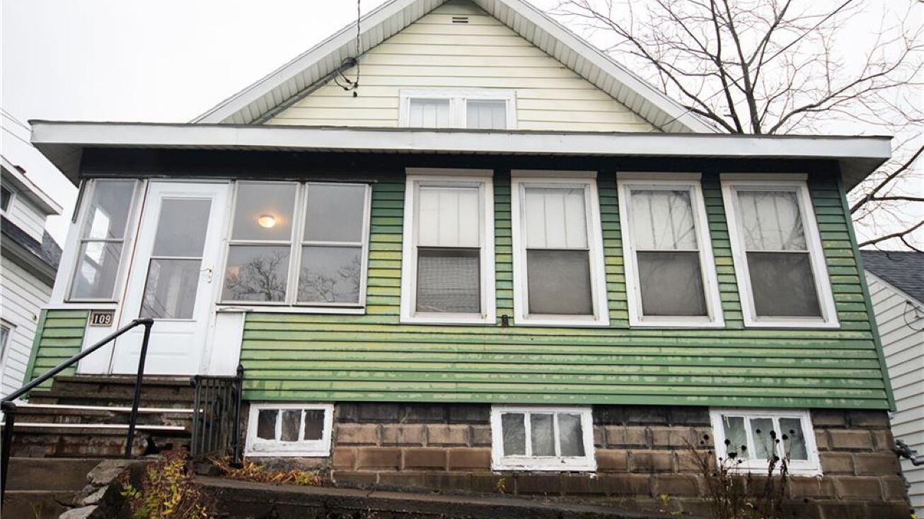109 Carlisle St, Syracuse, NY 13208 - Multifamily Property for Sale