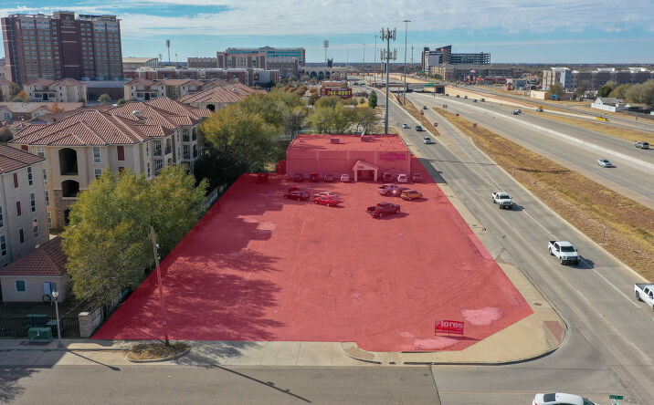 Pictures of Mixed Use, Retail property located at 2211 Marsha Sharp Fwy W, Lubbock, TX 79415 for sales - image #1