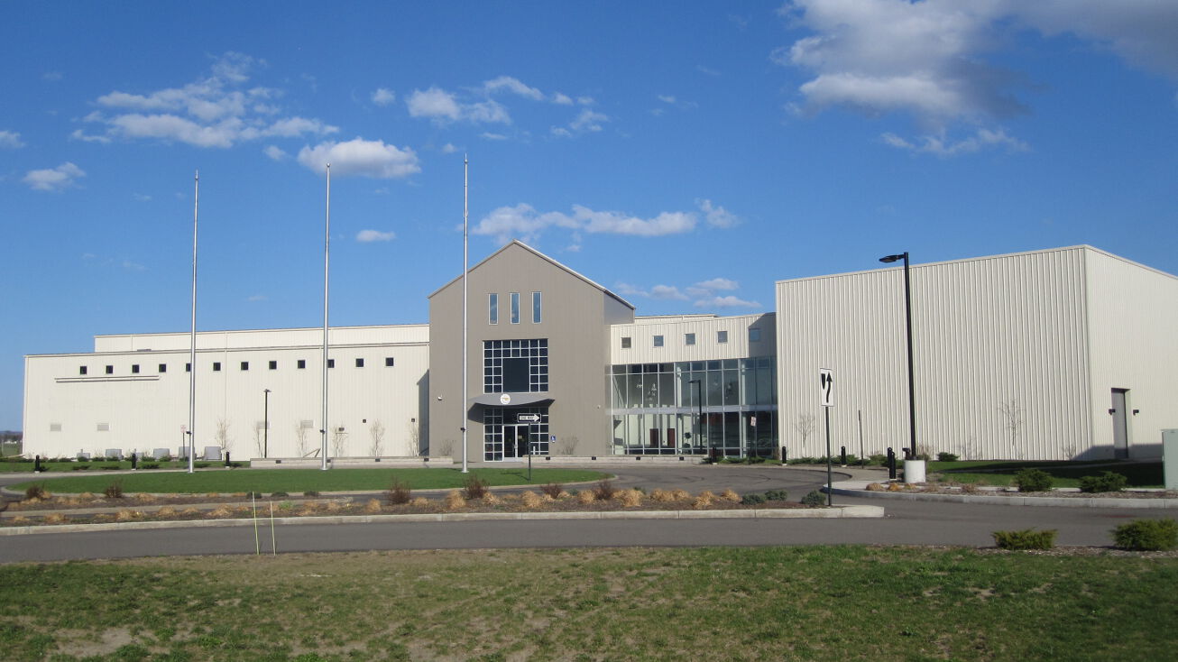 Pictures of Industrial property located at 17 Aviation Dr, Horseheads, NY 14845 for sales - image #1