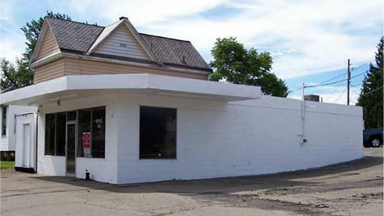 3024 Pine Avenue, Erie, PA 16504