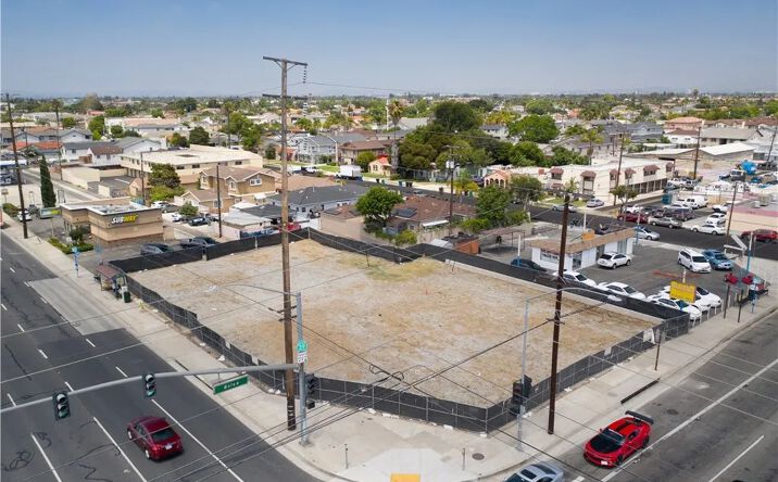 Pictures of Land property located at 14972 Beach, Westminster, CA 92683 for sales - image #1