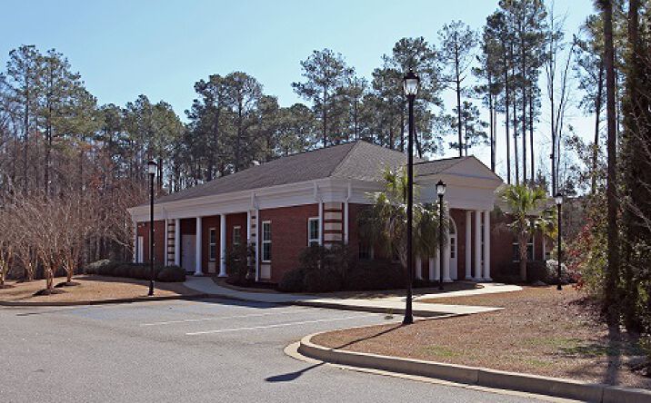 Pictures of Office property located at 7326 College St, Irmo, SC 29063 for comps - image #1