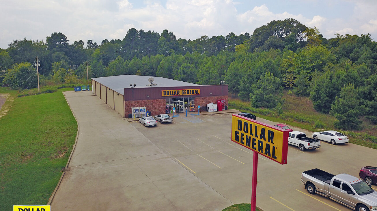 611 W. Broadway Street, Big Sandy, TX 75755 Retail Property for Sale Dollar General
