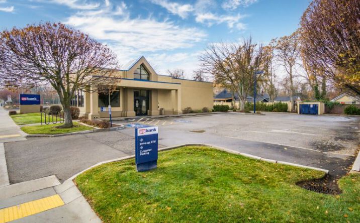 Pictures of Retail property located at 1103 S. Vista Avenue, Boise, ID 83705 for comps - image #1