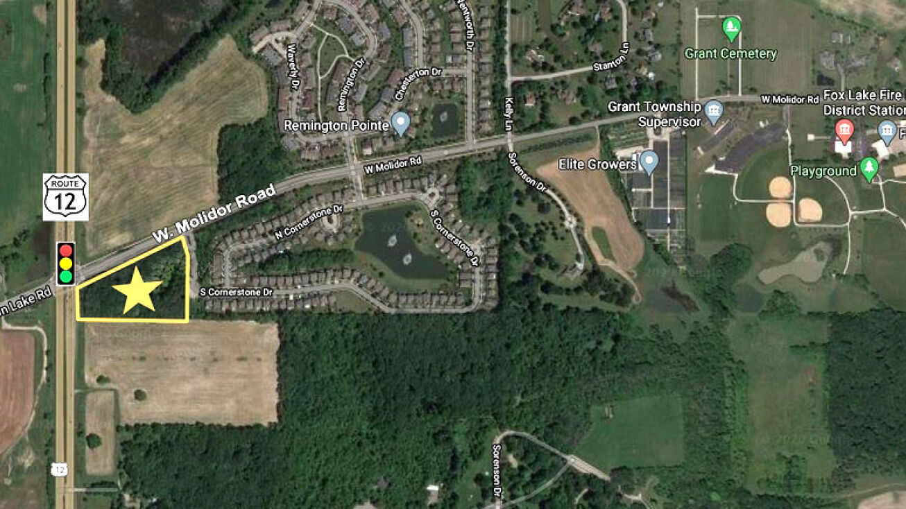 27419 W Molidor Rd, Volo, IL 60041