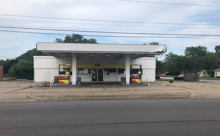 Pictures of Retail property located at 3611 S Texas Ave, Bryan, TX 77802 for sales - image #1