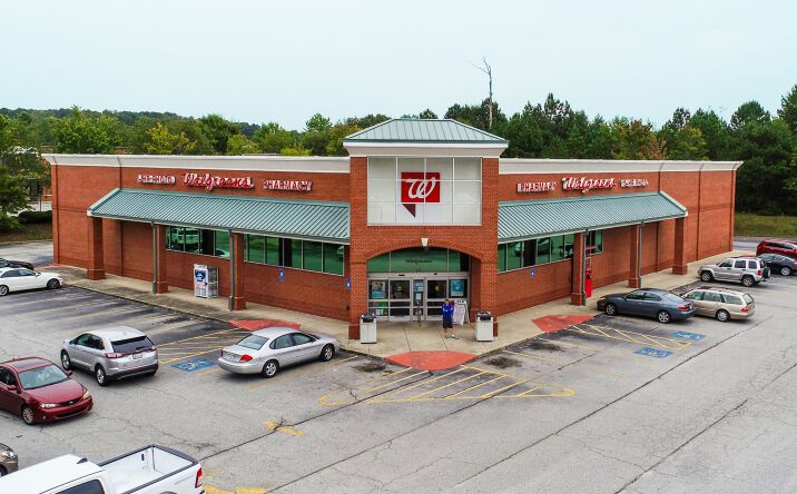 Pictures of Retail property located at 870 Glynn St S, Fayetteville, GA 30214 for comps - image #1