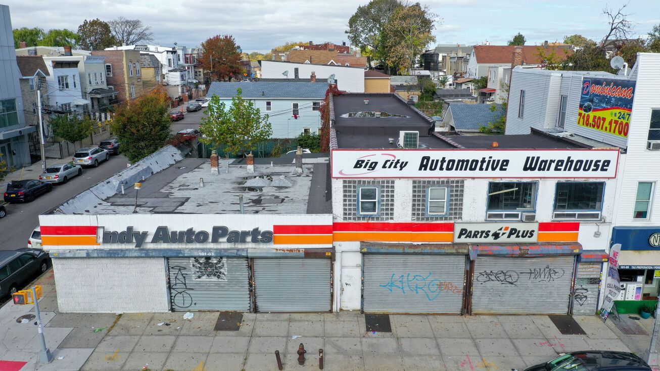 10101 Northern Blvd, Queens, NY 11368