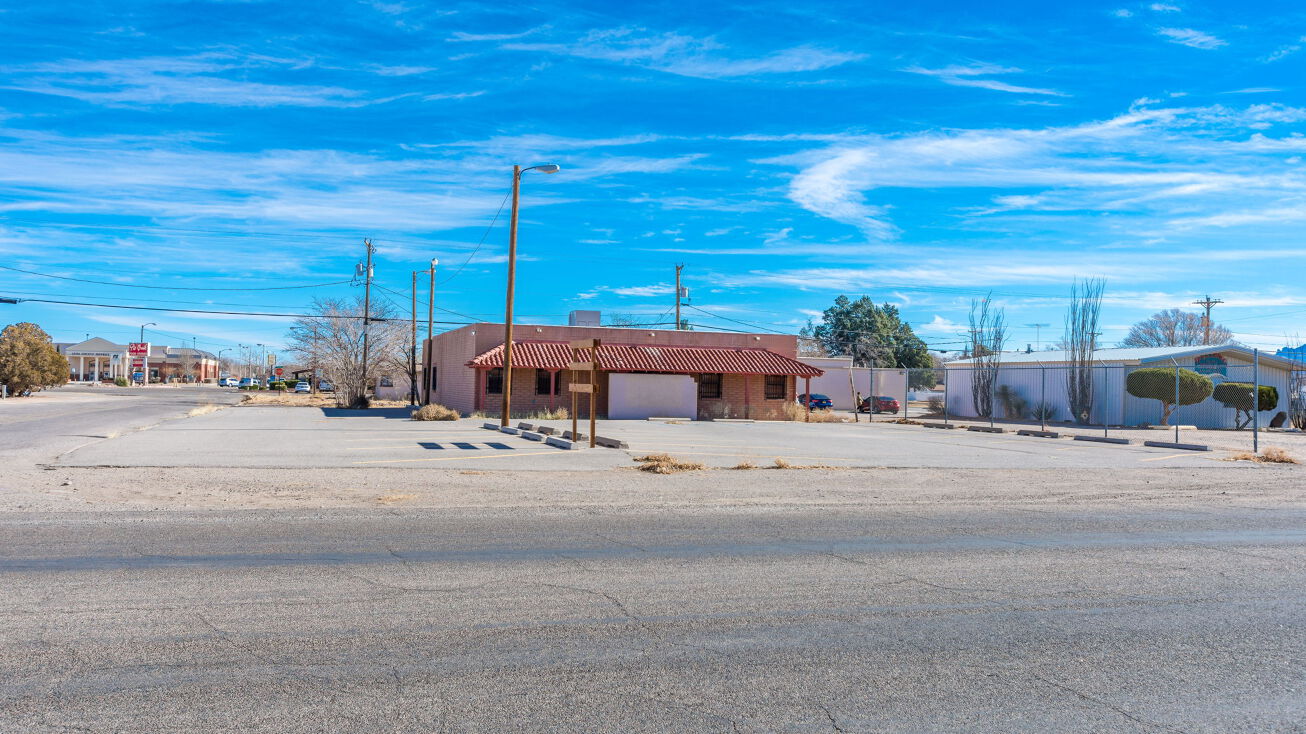 901 S Gold Ave, Deming, NM 88030 | Crexi.com