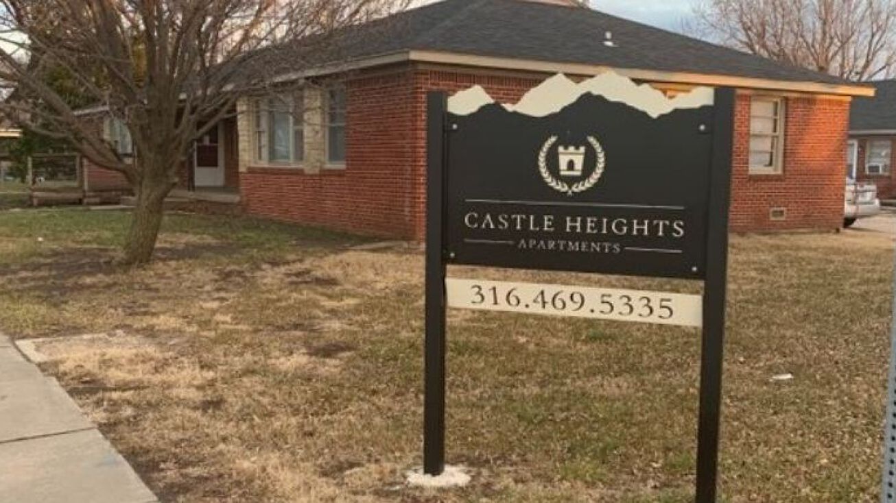 905 South Mission Road, Wichita, KS 67207