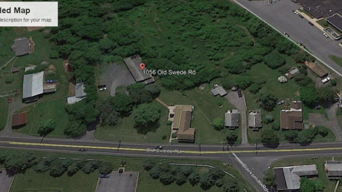 1056 Old Swede Rd, Douglassville, PA 19518