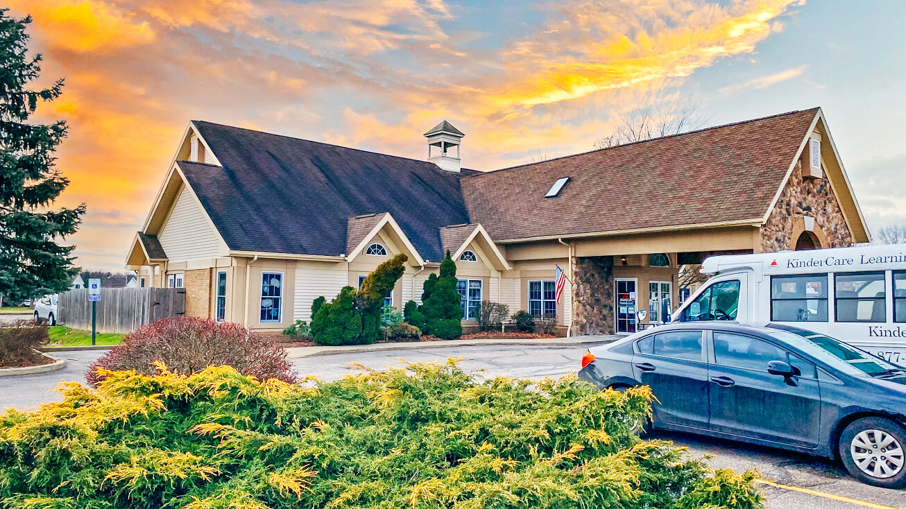 926 E Aurora Rd, Macedonia, OH 44056