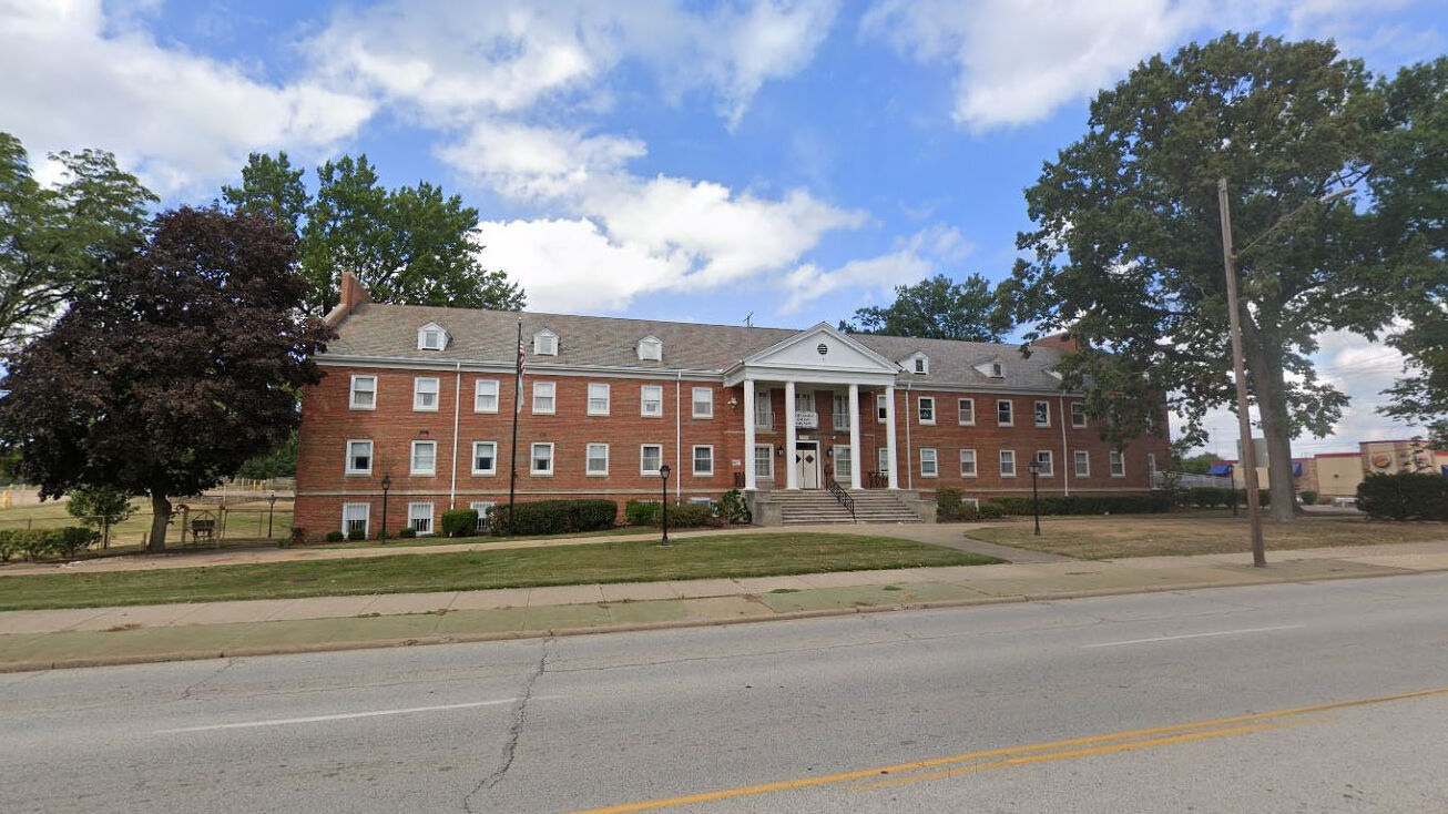 1980 Brookpark Rd, Cleveland, OH 44109