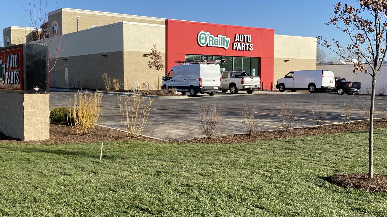 321 W Irving Park Rd, Bensenville, IL 60106