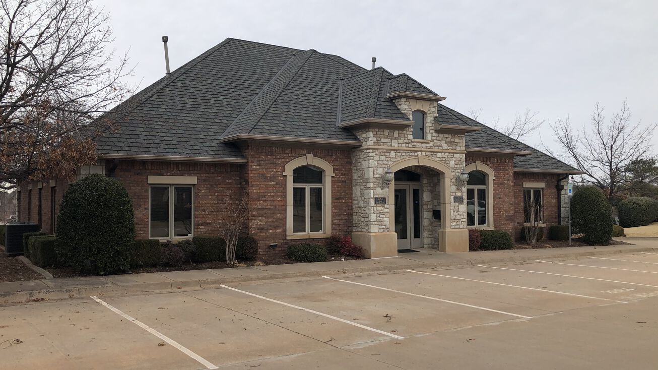 2964 Via Esperanza, Edmond, OK 73013