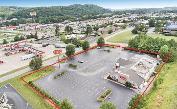 Pictures of Retail property located at 101 Cahaba Valley Pkwy E, Pelham, AL 35124 for comps - image #1