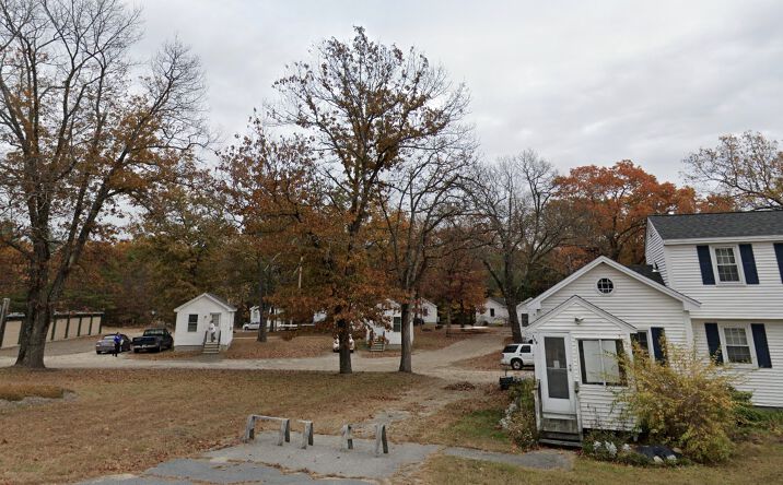 Pictures of Hospitality property located at 159-161 Brookline Rd, Townsend, MA 01469 for comps - image #1