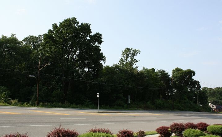Pictures of Office, Mixed Use property located at 14008 Jefferson Davis Hwy, Woodbridge, VA 22191 for sales - image #1