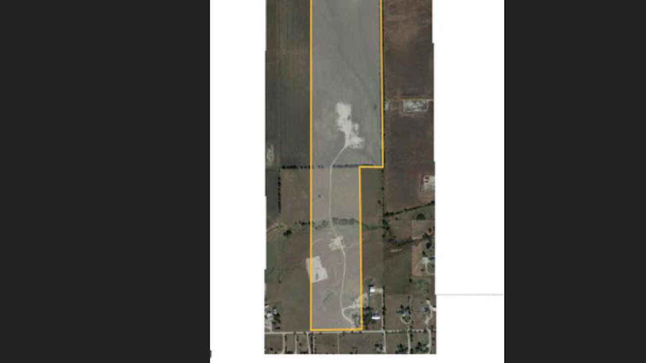 10700 Jackson Rd, Krum, TX 76249